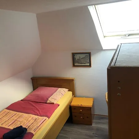 Holthausen 3*